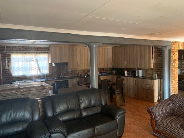 5 Bedroom Property for Sale in Kuruman Northern Cape